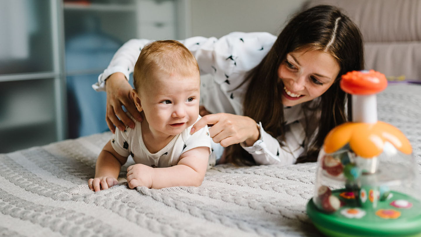 Tummy Time : qu'est-ce que c'est, pourquoi c'est important, exercices