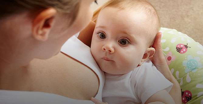 L'allaitement et le lien du bébé avec sa mère