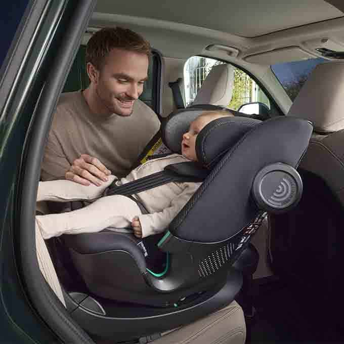 Le guide complet pour choisir le si&egrave;ge-auto adapt&eacute;