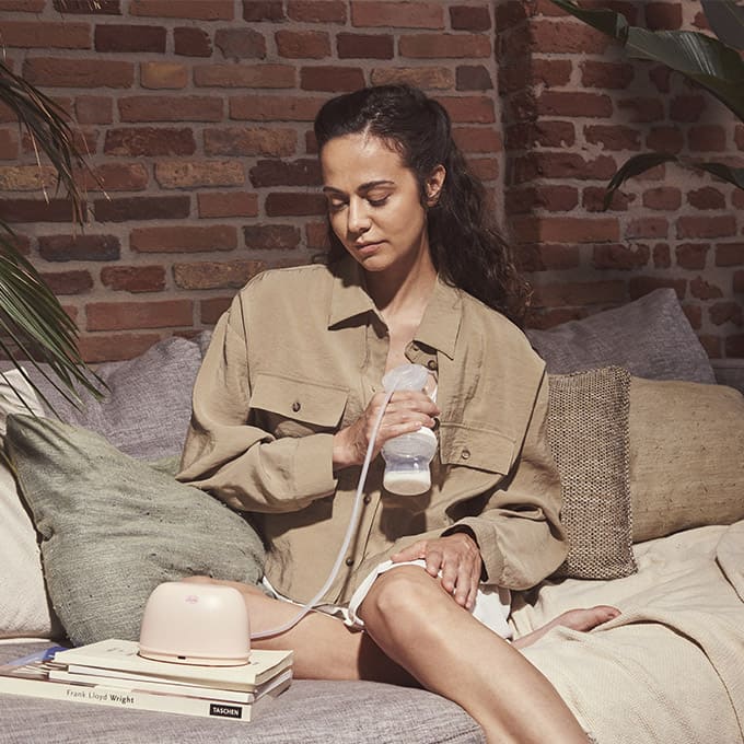 Comment tirer et conserver correctement le lait maternel